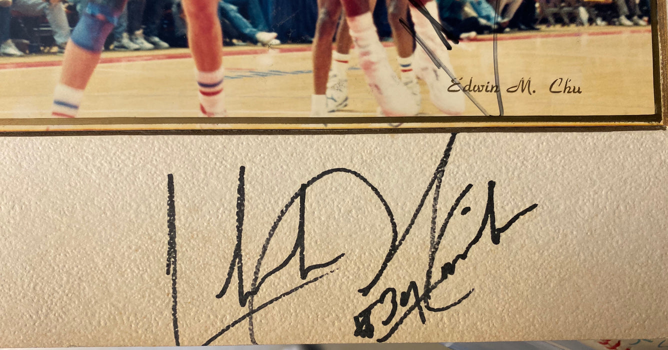Charles Oakley Chicago Bulls Signed Jersey (JSA COA) NBA All-Star (1994)